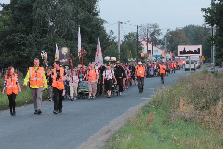 Bogate stoły w Zabłociu