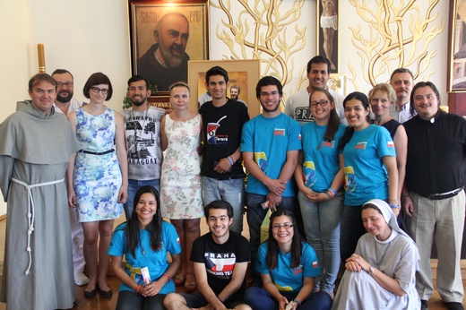 Spotkanie młodzieży z Paragwaju z uczestnikami Śląskich Misji Medycznych