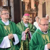 Abp Tomasz Peta w Świdnicy