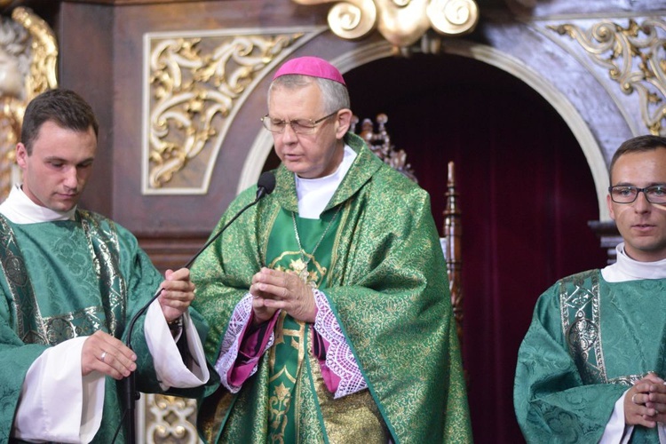 Abp Tomasz Peta w Świdnicy