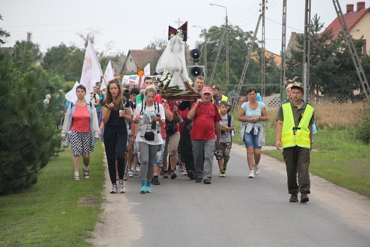 Dzień trzeci: Oleśnica - Karwiniec