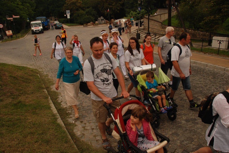 Pielgrzymi już na trasie 