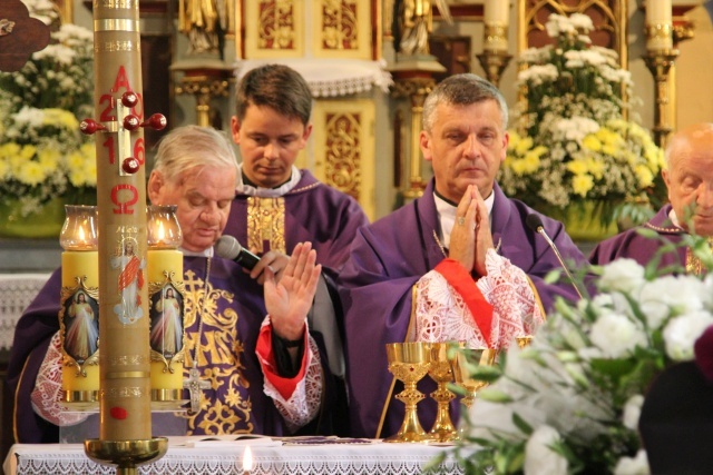 Pogrzeb śp. ks. prał. Pawła Grządziela w Mazańcowicach