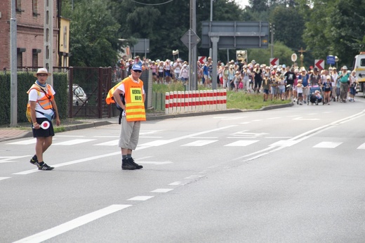 71. Pielgrzymka Rybnicka - dzień trzeci (Tarnowskie Góry - Miotek)