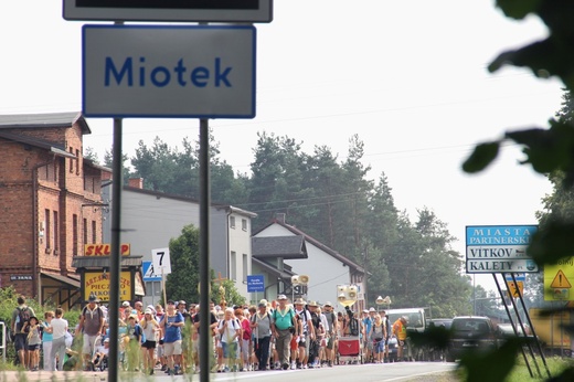 71. Pielgrzymka Rybnicka - dzień trzeci (wyjście z Miotka)