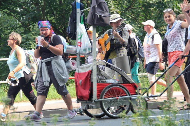 71. Pielgrzymka Rybnicka - dzień trzeci (wyjście z Miotka)