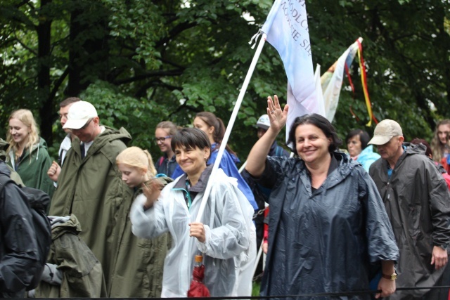 25. piesza pielgrzymka na Jasną Górę wyruszyła z Hałcnowa