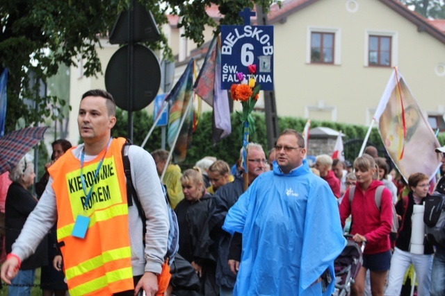 25. piesza pielgrzymka na Jasną Górę wyruszyła z Hałcnowa