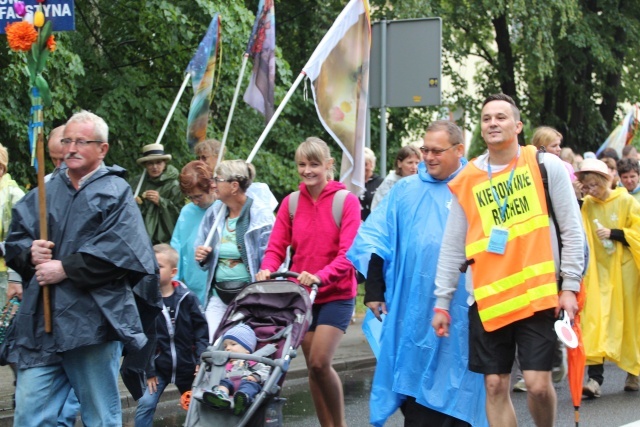 25. piesza pielgrzymka na Jasną Górę wyruszyła z Hałcnowa