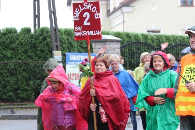 25. piesza pielgrzymka na Jasną Górę wyruszyła z Hałcnowa