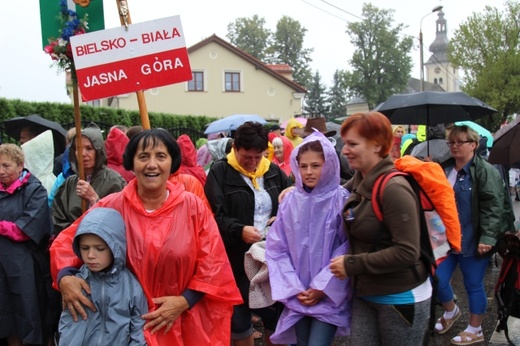 25. piesza pielgrzymka na Jasną Górę wyruszyła z Hałcnowa