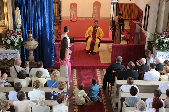Przedstawienie o św. Filomenie w Gniechowicach