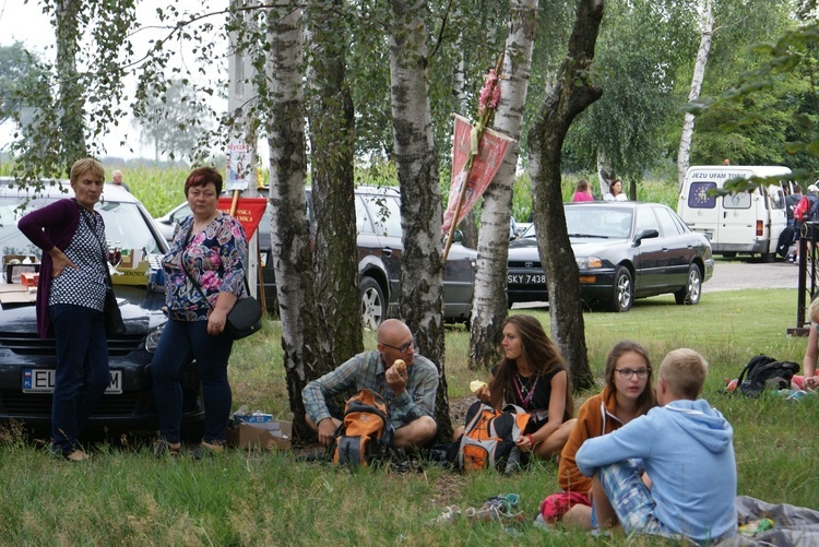 Pielgrzymi z Warmii w drodze na Jasną Górę