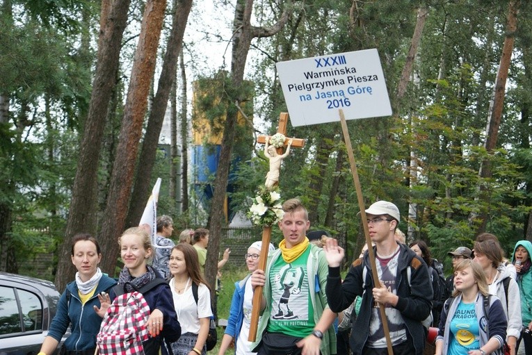 Pielgrzymi z Warmii w drodze na Jasną Górę
