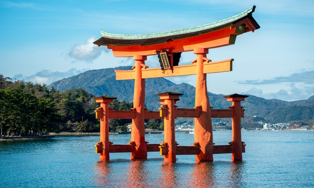Torii w chramie Itsukushima