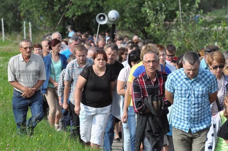 Różaniec trzeźwych w Kamionce Wielkiej