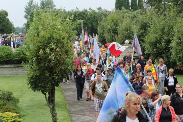 Pątnicy jasnogórscy w Pisarzowicach i Wilamowicach