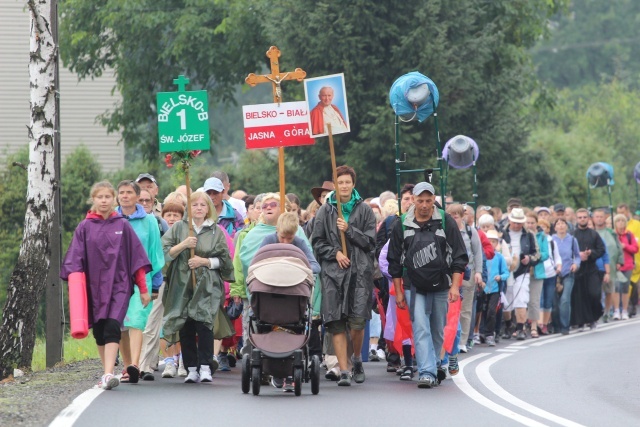 Pątnicy jasnogórscy w Pisarzowicach i Wilamowicach