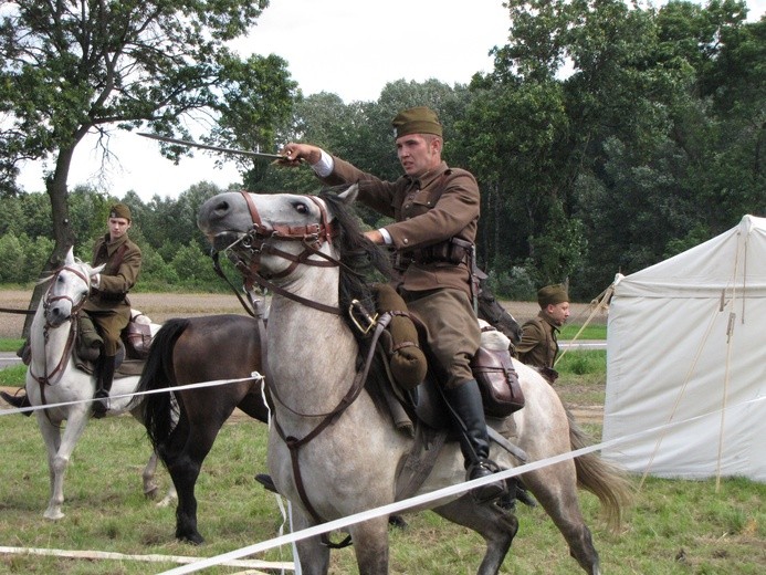 Piknik historyczny w Chojnowie