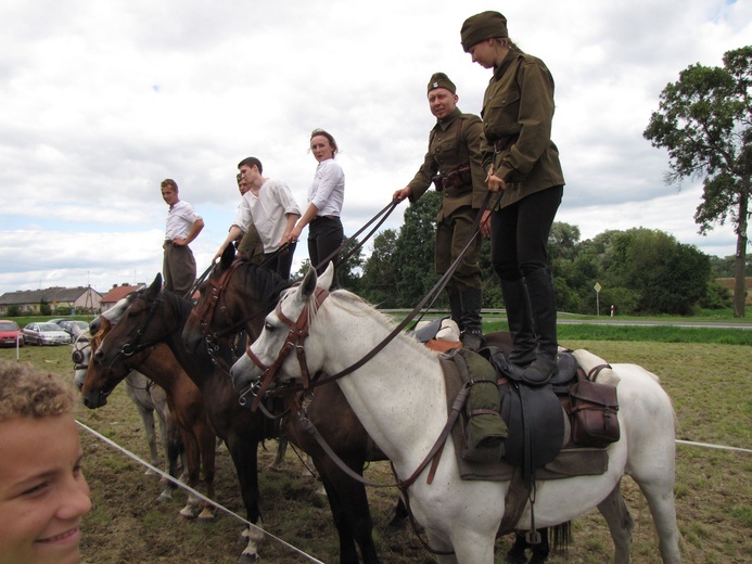 Piknik historyczny w Chojnowie