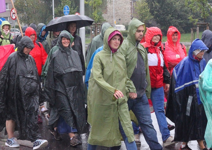 Wejście na Jasną Górę cz. 1