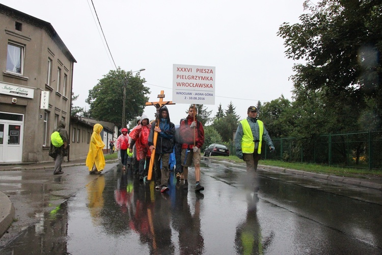 Wejście na Jasną Górę cz. 1