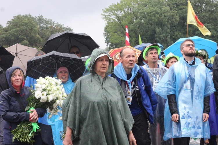 Wejście na Jasną Górę cz. 6