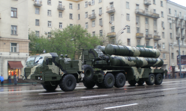 Rosja rozmieściła na Krymie systemy rakietowe S-400