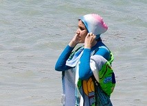 Zakaz burkini na plażach w Cannes