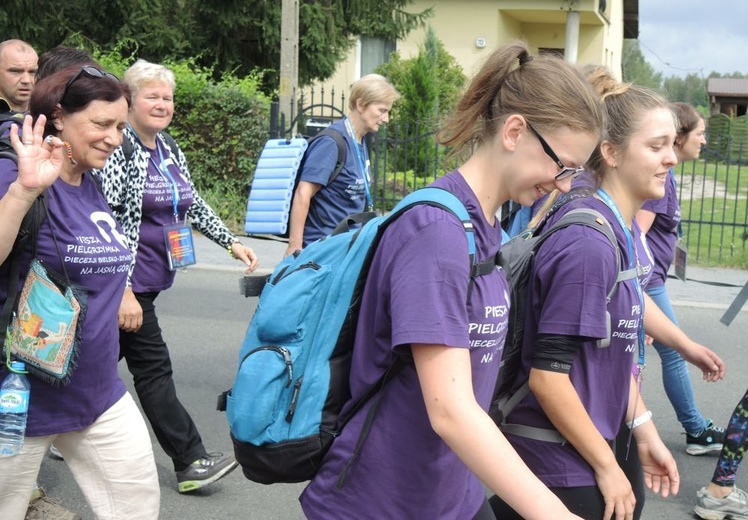 Jasna Góra już niedaleko - ostatni dzień pielgrzymowania