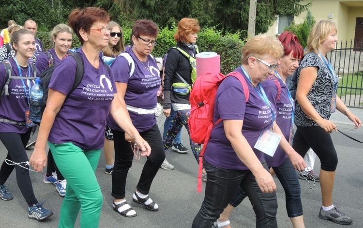 Jasna Góra już niedaleko - ostatni dzień pielgrzymowania