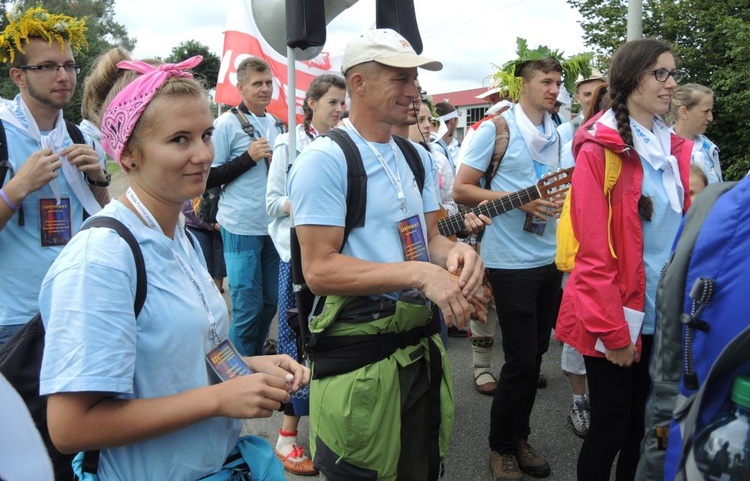 Jasna Góra już niedaleko - ostatni dzień pielgrzymowania