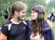 Paulina i Norbert - rok po pielgrzymkowym ślubie