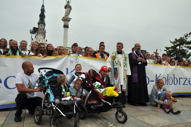 Wejście 34. Pieszej Pielgrzymki na Jasną Górę