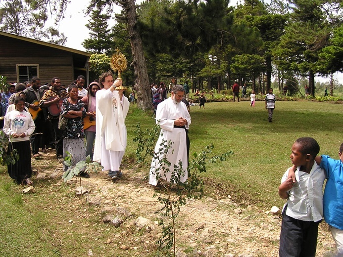 Misjonarz w Papui-Nowej Gwinei