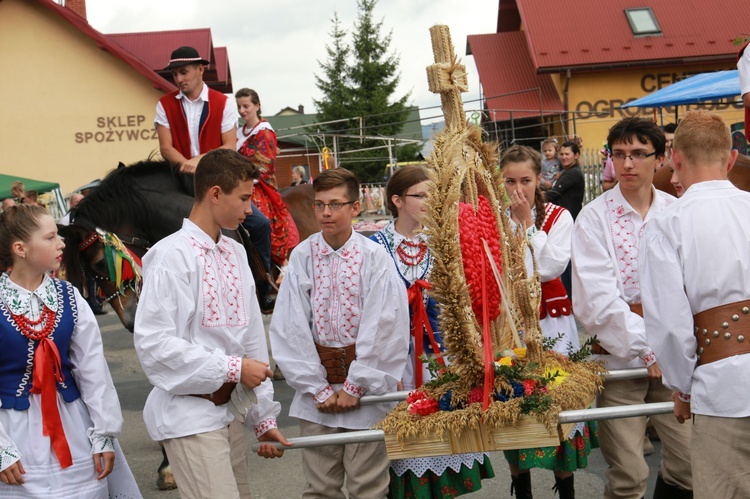 Kolorowy odpust w Brunarach 2016