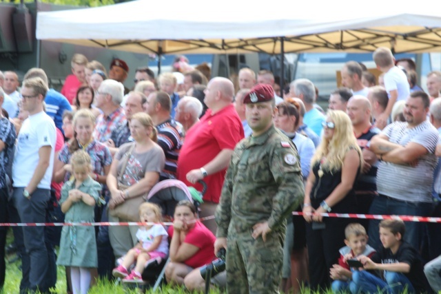 Święto Wojska Polskiego w sanktuarium w Rychwałdzie - 2016