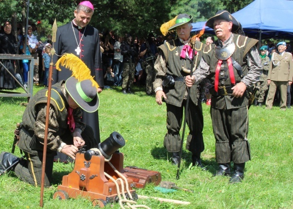 Święto Wojska Polskiego w sanktuarium w Rychwałdzie - 2016