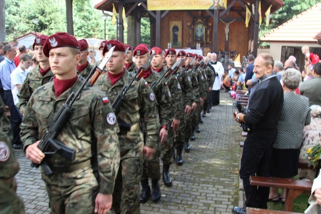 Święto Wojska Polskiego w sanktuarium w Rychwałdzie - 2016