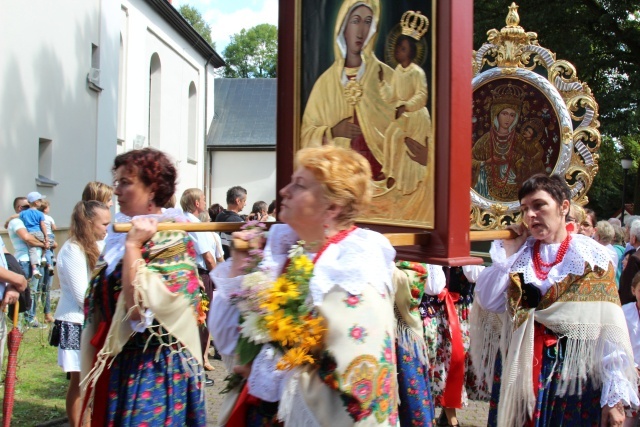 Święto Wojska Polskiego w sanktuarium w Rychwałdzie - 2016