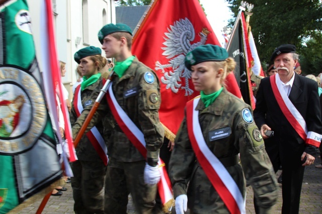 Święto Wojska Polskiego w sanktuarium w Rychwałdzie - 2016