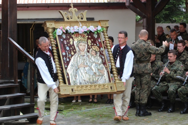 Święto Wojska Polskiego w sanktuarium w Rychwałdzie - 2016