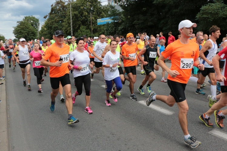 6. Bieg dla Pani Fatimskiej w Oleśnicy