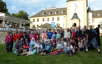 Pielgrzymkowa Eucharystia w Kamieniu Śl.