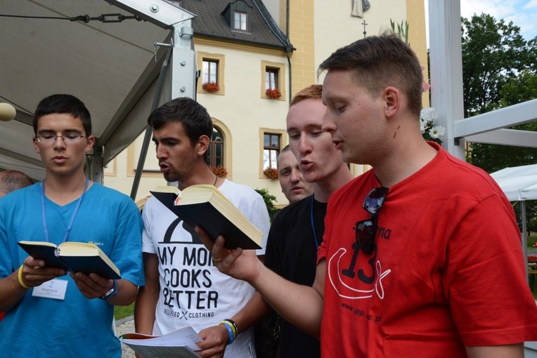Pielgrzymkowa Eucharystia w Kamieniu Śl.