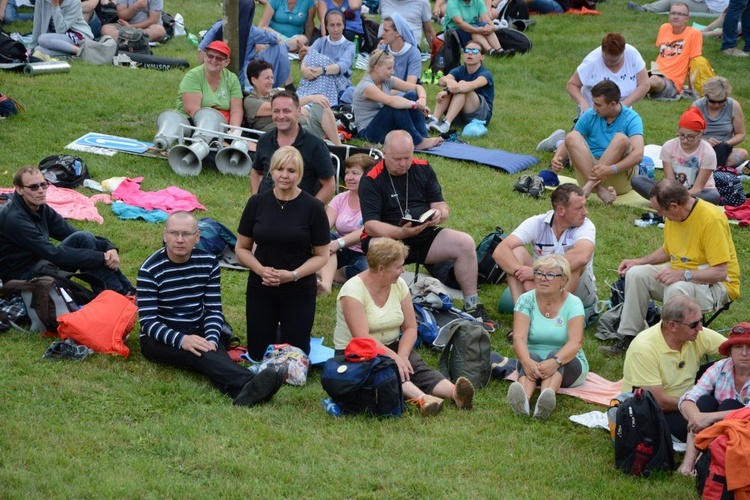 Pielgrzymkowa Eucharystia w Kamieniu Śl.