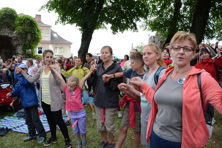 Pielgrzymkowa Eucharystia u św. Anny