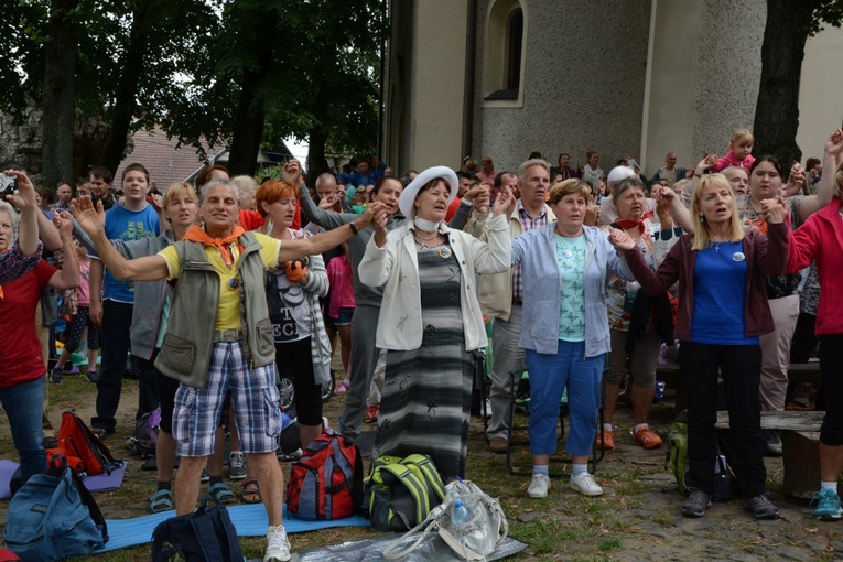 Pielgrzymkowa Eucharystia u św. Anny