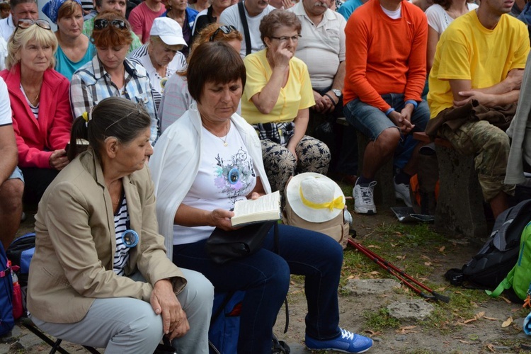 Pielgrzymkowa Eucharystia u św. Anny