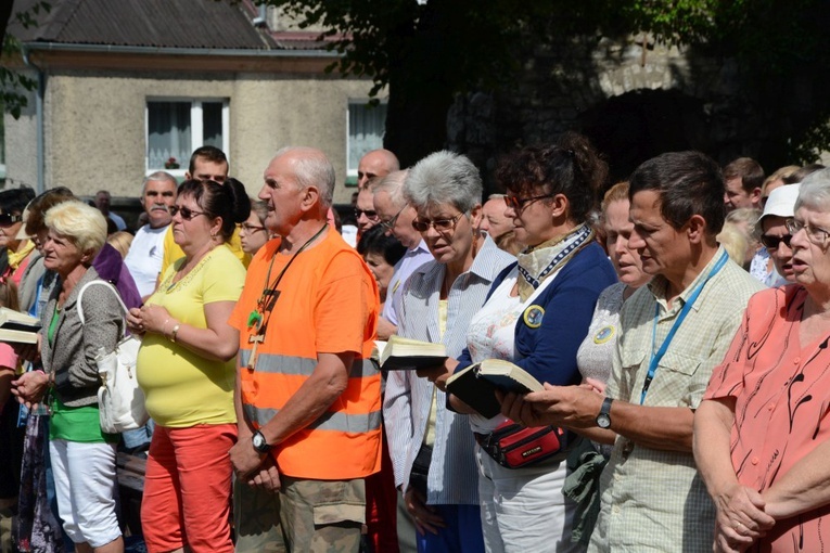 Pielgrzymkowa Eucharystia u św. Anny